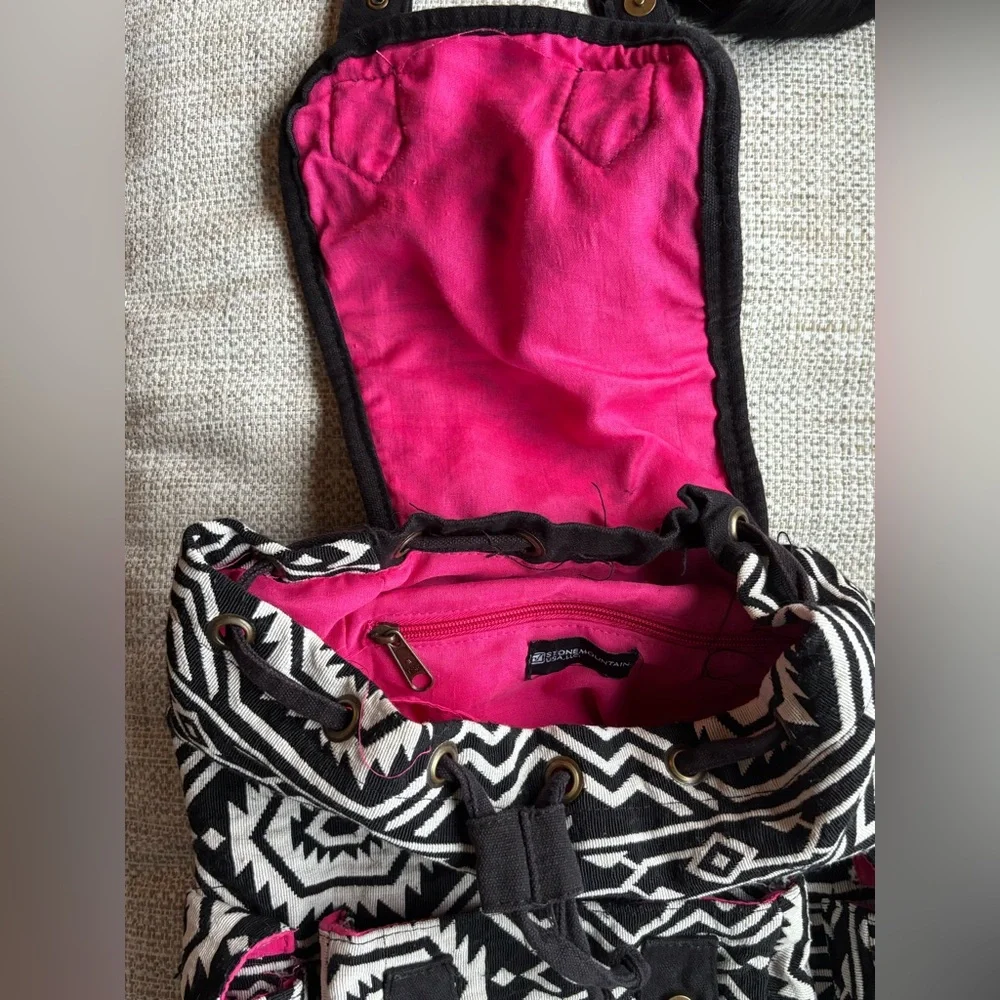 Stone Mountain Boho Black/white Tribal Print Backpack Pink Lining Pockets